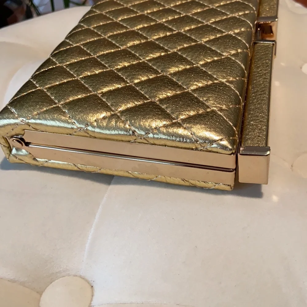 ☀️JOAN RIVERS CLASSICS Clutch. - Picture 3 of 4